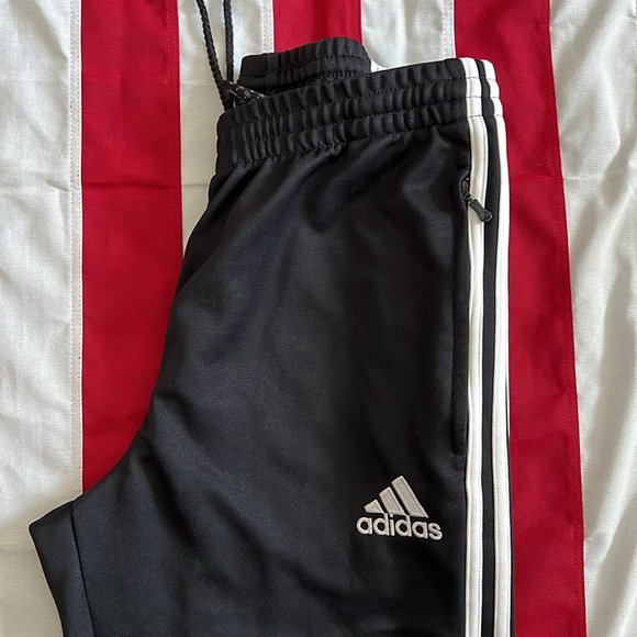 Adidas joggers - Picture 7 of 13
